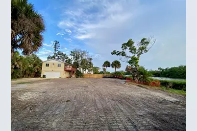 7820 Midnight Pass, Sarasota, FL 34242 - Photo 4