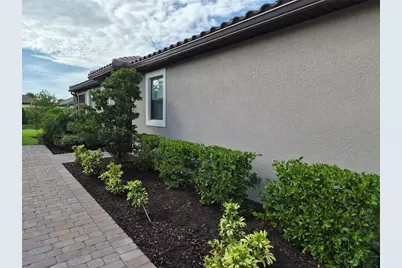 10057 Morning Mist Lane, Sarasota, FL 34241 - Photo 2