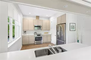 392 Firehouse Ln, Longboat Key, FL 34228 - Photo 14