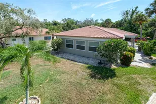 161 Vista Hermosa Cir, Sarasota, FL 34242 - Photo 36