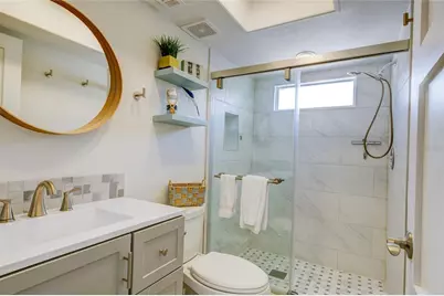161 Vista Hermosa Circle #26A, Sarasota, FL 34242 - Photo 30
