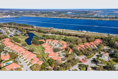 3386 Chelmsford Court #7, Sarasota, FL 34235 - Photo 32