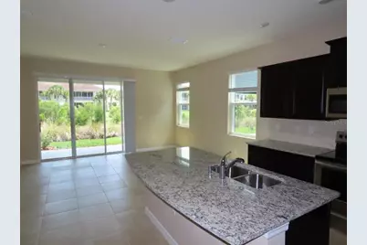 8725 Daydream Street, Sarasota, FL 34238 - Photo 10