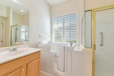 5133 Flagstone Drive, Sarasota, FL 34238 - Photo 12