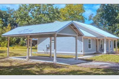3109 E Bryant Avenue, Bell, FL 32619 - Photo 2