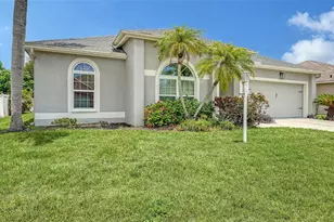 7287 38th Ct E, Sarasota, FL 34243 - Photo 2