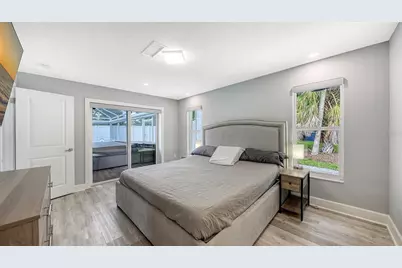 2828 Suncrest Drive, Sarasota, FL 34239 - Photo 14