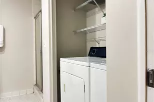 942 N Beneva Rd, Sarasota, FL 34232 - Photo 24
