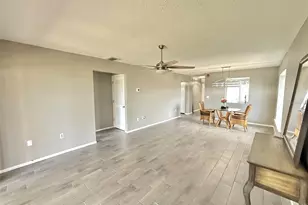 942 N Beneva Rd, Sarasota, FL 34232 - Photo 8
