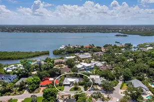 622 Tropical Cir, Sarasota, FL 34242 - Photo 38