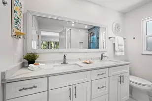 622 Tropical Cir, Sarasota, FL 34242 - Photo 24