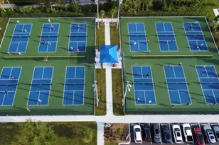 2501 Boone Ct, Sarasota, FL 34237 - Photo 44
