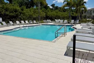2549 Sunray Venus Wy, Ruskin, FL 33570 - Photo 32