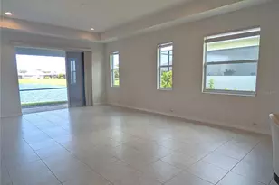7528 Alumni Trail, Sarasota, FL 34243 - Photo 4