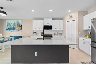 13608 Sunset Sapphire Ct, Parrish, FL 34219 - Photo 10