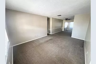 4507 9th Street W #J6, Bradenton, FL 34207 - Photo 2