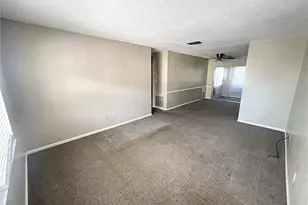 4507 9th St W, Bradenton, FL 34207 - Photo 2