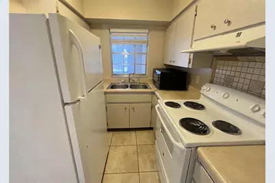 4507 9th Street W #J6, Bradenton, FL 34207 - Photo 6