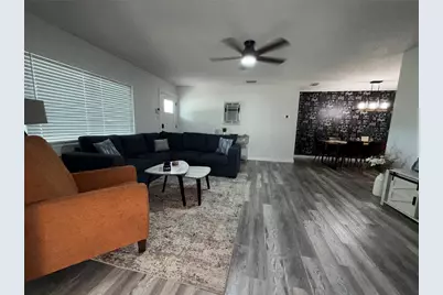 3988 San Luis Drive, Sarasota, FL 34235 - Photo 4