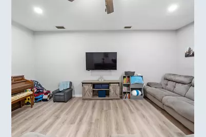 3831 Parkridge Circle #1-104, Sarasota, FL 34243 - Photo 6