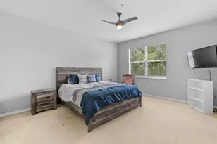 3831 Parkridge Cir, Sarasota, FL 34243 - Photo 14