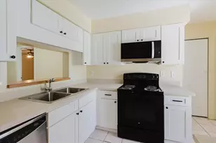 1080 Mecca Dr, Sarasota, FL 34234 - Photo 20