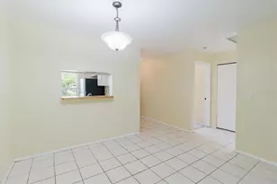 1080 Mecca Dr, Sarasota, FL 34234 - Photo 12