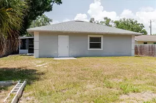 1080 Mecca Dr, Sarasota, FL 34234 - Photo 56