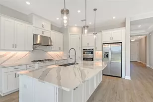 10248 Silent Night Ln, Sarasota, FL 34241 - Photo 12