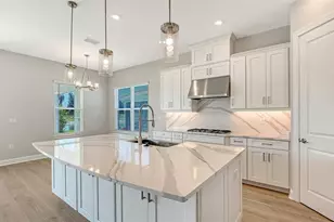 10248 Silent Night Ln, Sarasota, FL 34241 - Photo 8