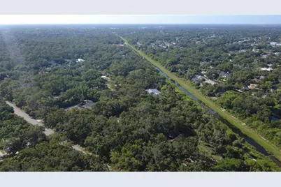 4632 Stone Ridge Trail, Sarasota, FL 34232 - Photo 4