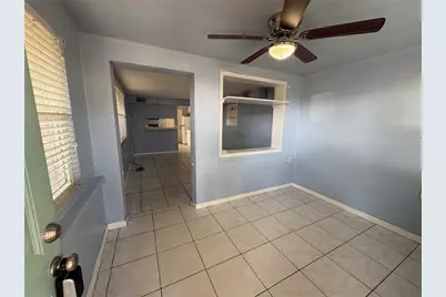 4920 45th Avenue N, Saint Petersburg, FL 33707 - Photo 4