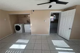 4920 45th Ave N, Saint Petersburg, FL 33707 - Photo 16