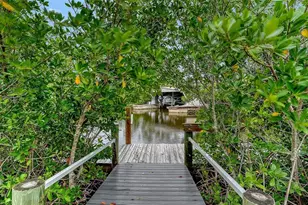 4324 Saltwater Pearl Wy, Cortez, FL 34215 - Photo 4