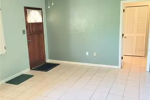 2230 Bougainvillea St, Sarasota, FL 34239 - Photo 10
