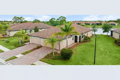 12192 Amica Loop, Venice, FL 34293 - Photo 2