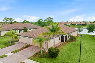 12192 Amica Loop, Venice, FL 34293 - Photo 2
