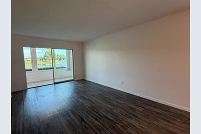 7153 W Country Club Dr N #145, Sarasota, FL 34243 - Photo 6