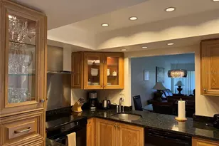 3637 Yellow Pine Ct, Sarasota, FL 34238 - Photo 2