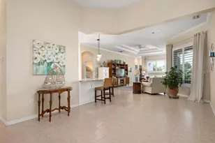 264 Dahlia Ct, Bradenton, FL 34212 - Photo 2