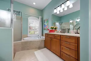 264 Dahlia Ct, Bradenton, FL 34212 - Photo 32