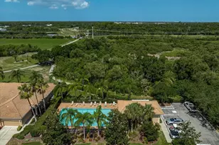 915 Fairwaycove Ln, Bradenton, FL 34212 - Photo 34