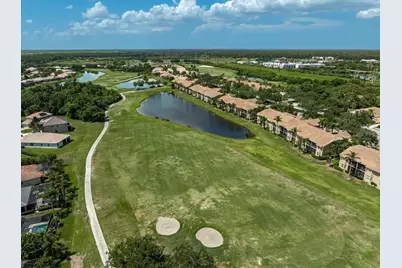 915 Fairwaycove Lane #201, Bradenton, FL 34212 - Photo 32