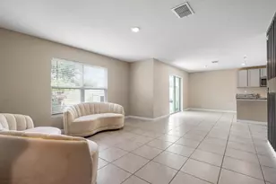5280 Fiddle Fig Ave, Wimauma, FL 33598 - Photo 16