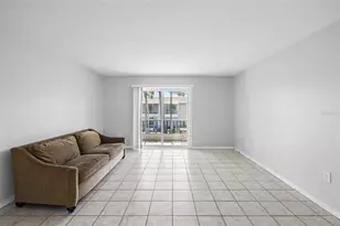 2727 75th St W, Bradenton, FL 34209 - Photo 12