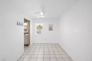 2727 75th St W, Bradenton, FL 34209 - Photo 10
