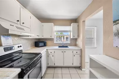 2727 75th Street W #8A13, Bradenton, FL 34209 - Photo 6