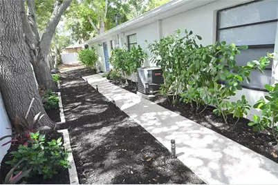 1976 Debbie Street, Sarasota, FL 34231 - Photo 20