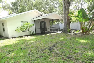 1976 Debbie St, Sarasota, FL 34231 - Photo 4