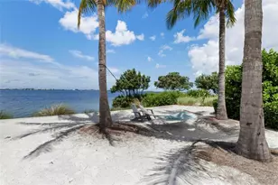 289 Sapphire Lake Dr, Bradenton, FL 34209 - Photo 84